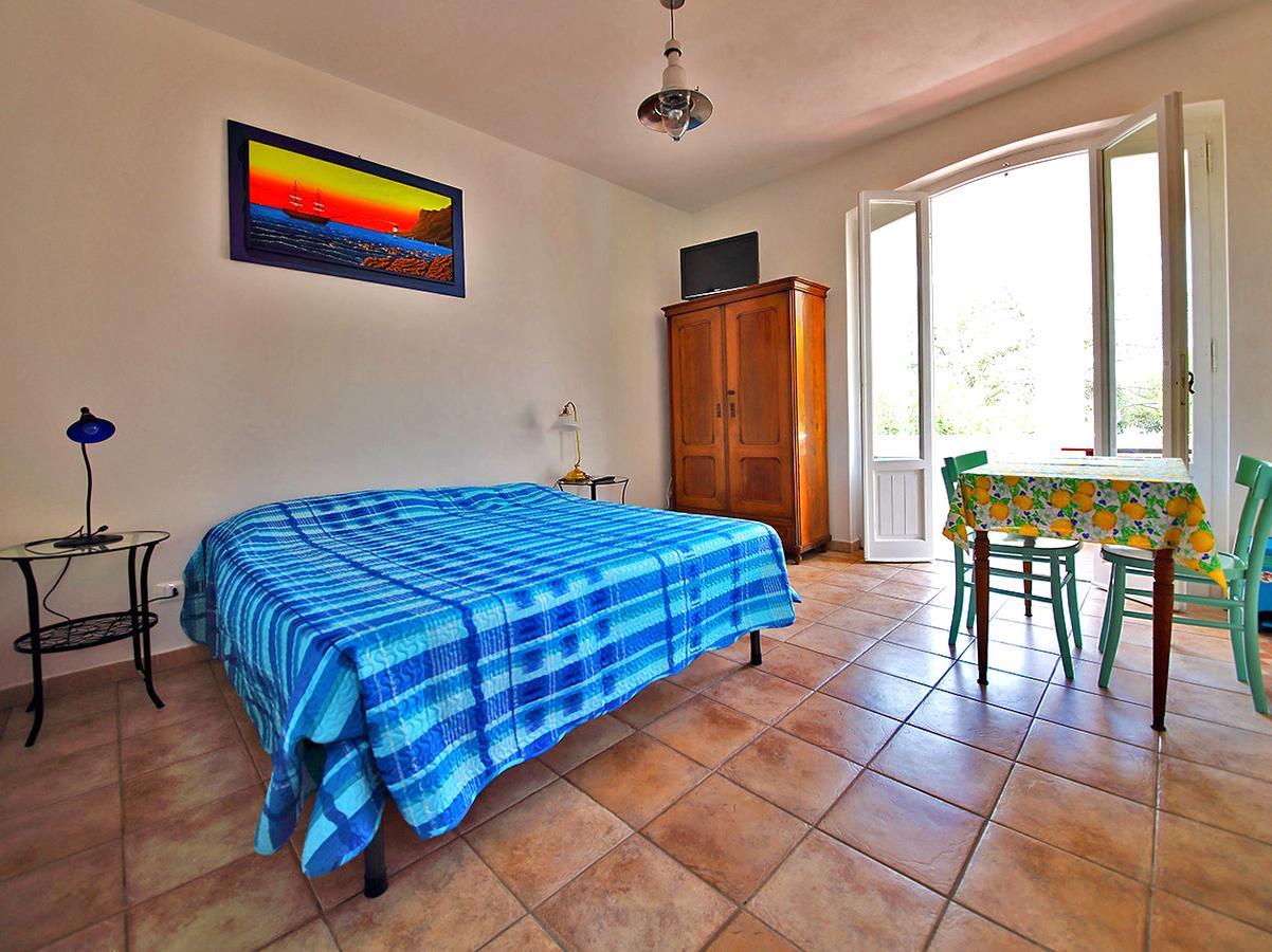 Casa Balena Bianca Appartement Lacona Buitenkant foto