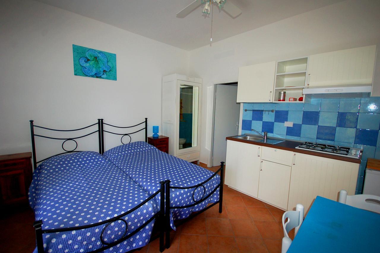 Casa Balena Bianca Appartement Lacona Buitenkant foto