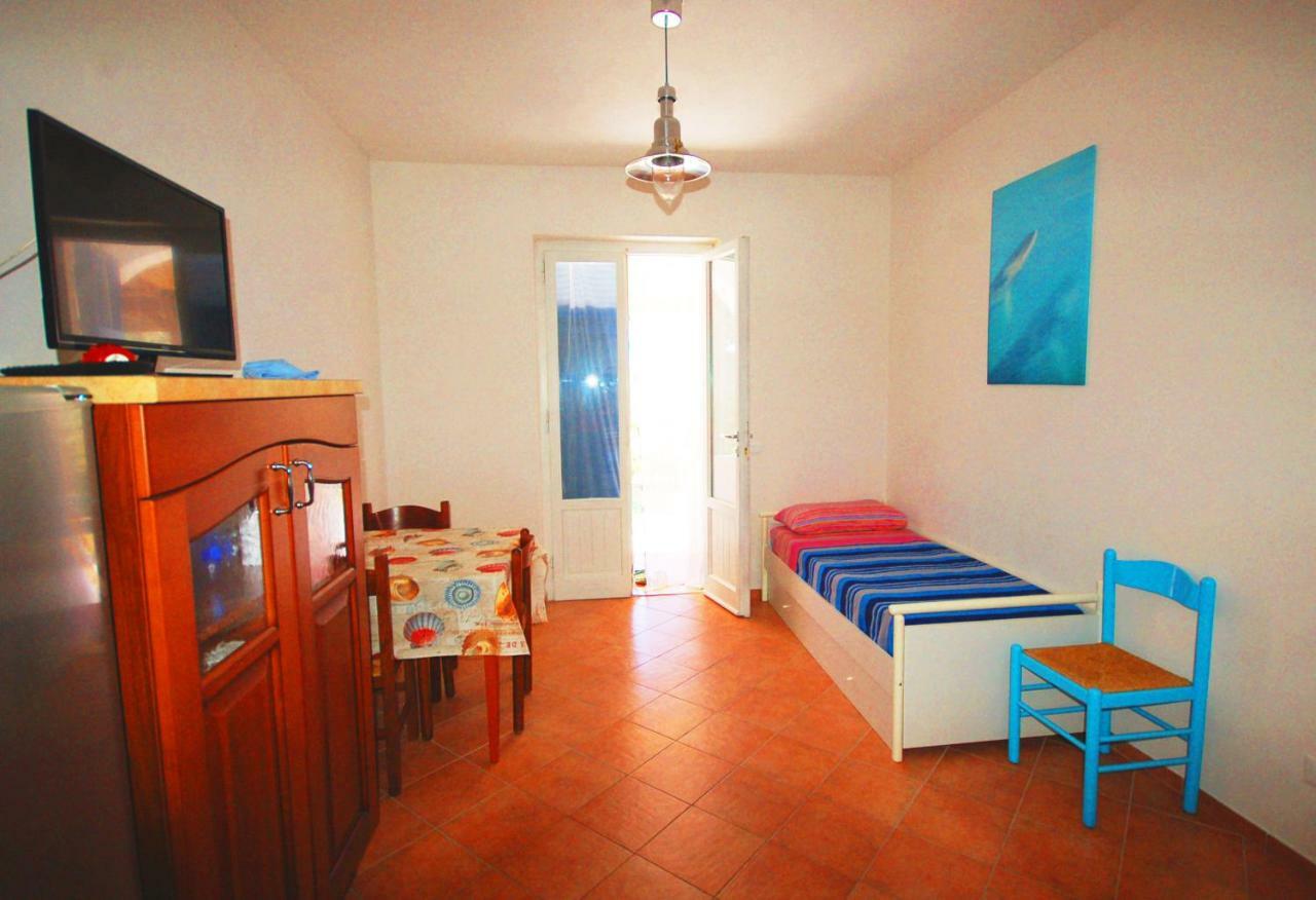 Casa Balena Bianca Appartement Lacona Buitenkant foto