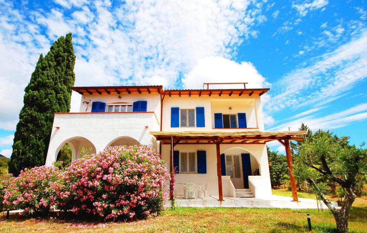 Casa Balena Bianca Appartement Lacona Buitenkant foto
